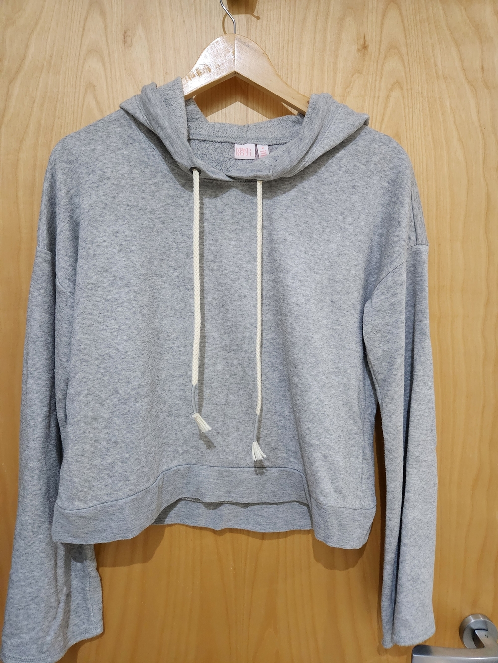 Make + Model Heather Gray Cropped Pullover Hoodie